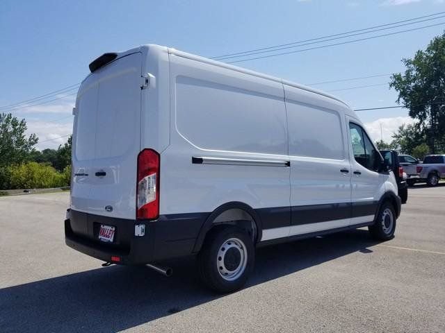 New 2026 Ford Transit 250 148 Medium Roof w/ Load Area Protection Package RWD video 3