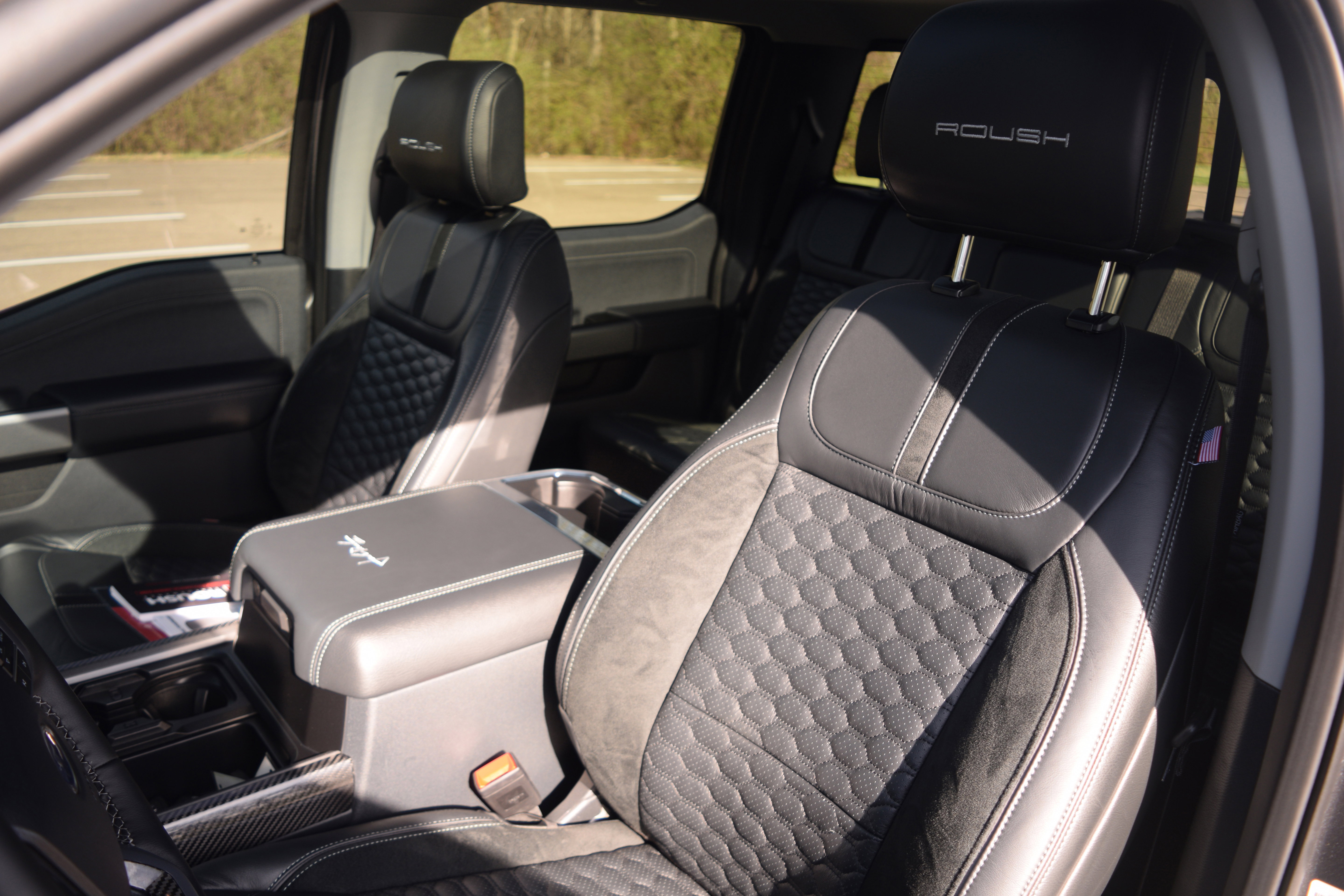 Used 2026 Ford F250 Lariat w/ Black Appearance Package image 17