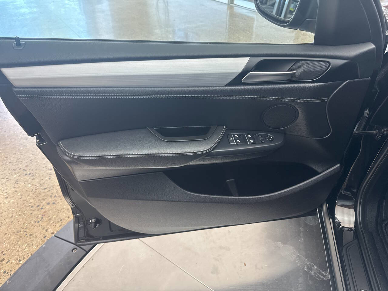 Used 2013 BMW X3 xDrive28i AWD/4WD image 16