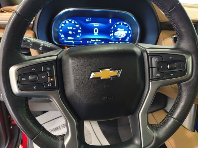 Used 2023 Chevrolet Suburban Premier AWD/4WD image 18