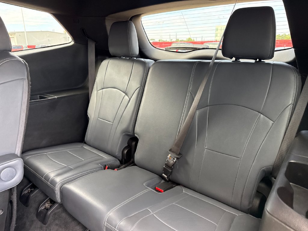 Used 2022 Buick Enclave Premium FWD image 15