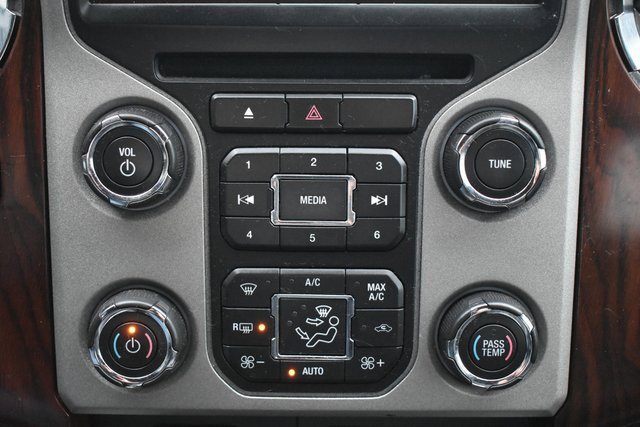 Used 2015 Ford F350 Lariat w/ Lariat Ultimate Package image 31