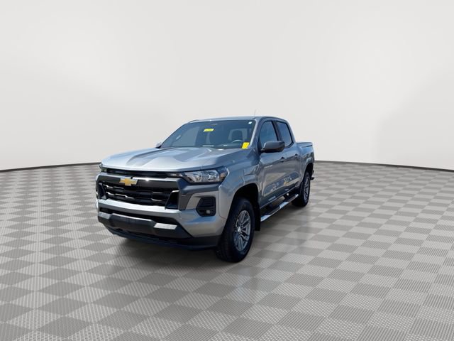 Certified 2024 Chevrolet Colorado LT w/ LT Convenience Package II AWD/4WD image 5