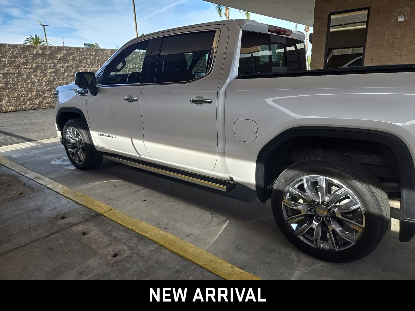 Certified 2023 GMC Sierra 1500 Denali w/ Denali Reserve Package image 5