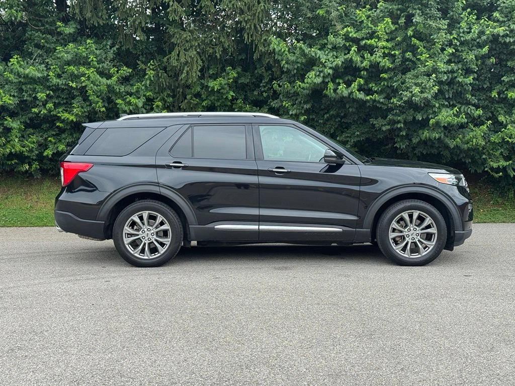 Used 2021 Ford Explorer Limited w/ Equipment Group 301A AWD/4WD image 4