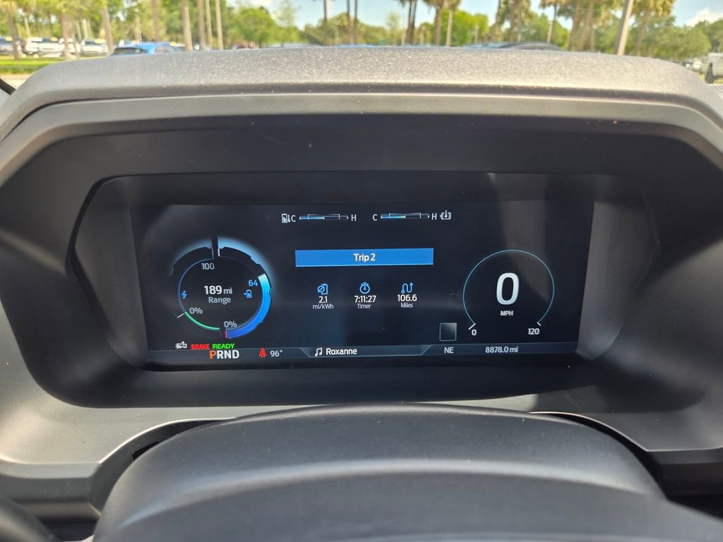 Used 2023 Ford F150 Lightning Platinum AWD/4WD image 18