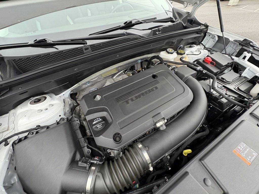 Used 2024 Buick Envision Sport Touring image 16