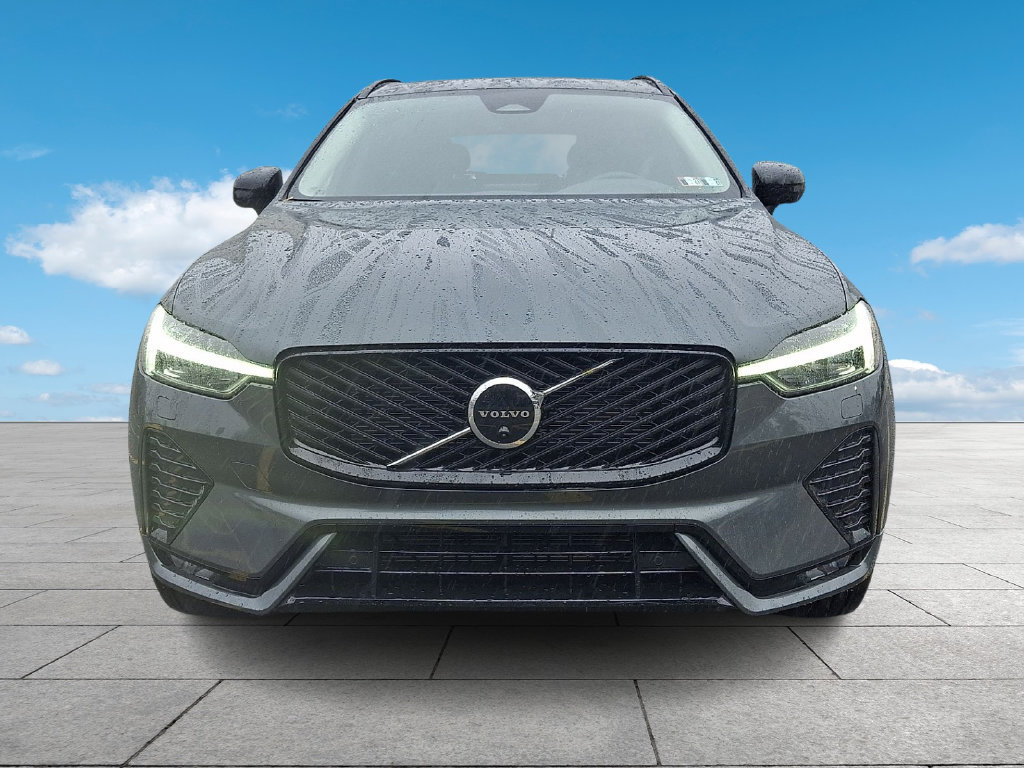 New 2027 Volvo XC60 B5 Plus AWD/4WD image 2