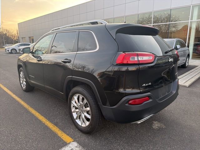 Used 2015 Jeep Cherokee Limited w/ Luxury Group image 3