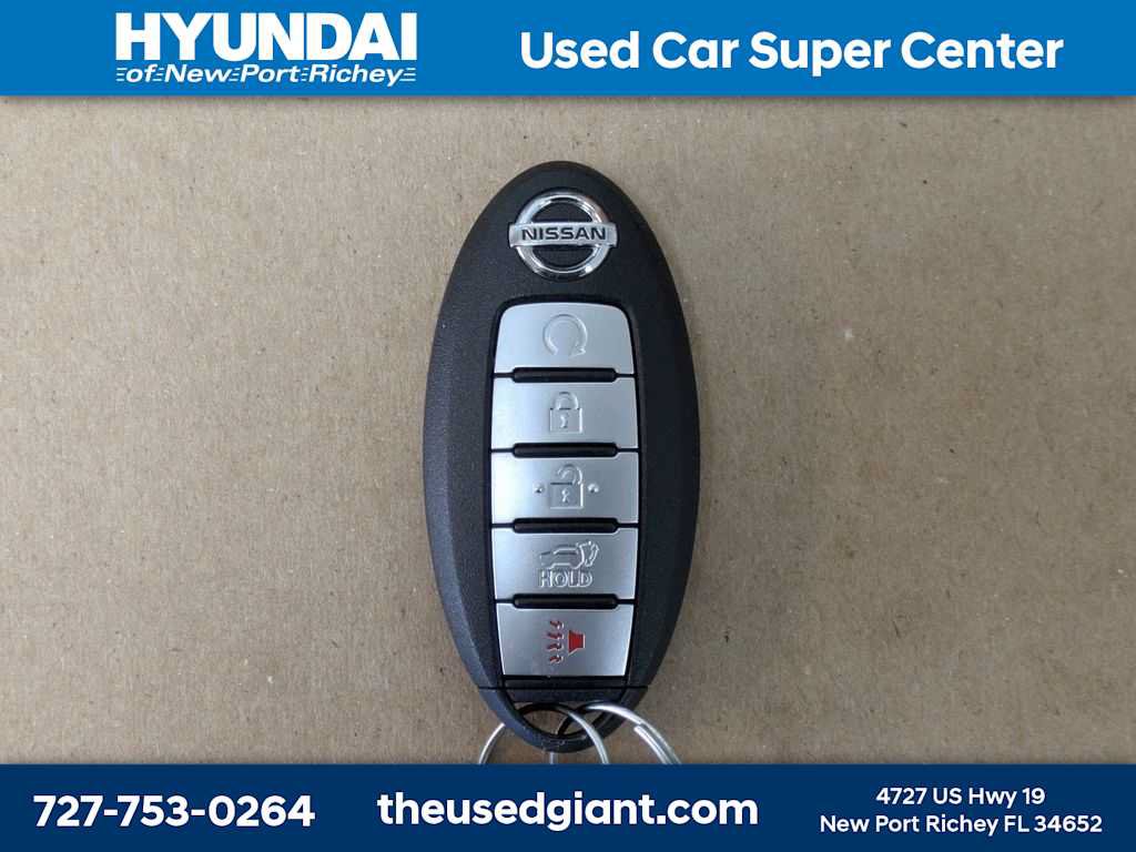 Used 2017 Nissan Rogue SL w/ SL Premium Package FWD image 41