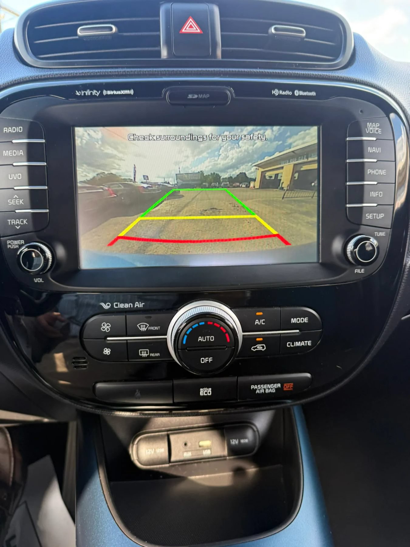 Used 2015 Kia Soul + w/ Audio Package FWD image 15