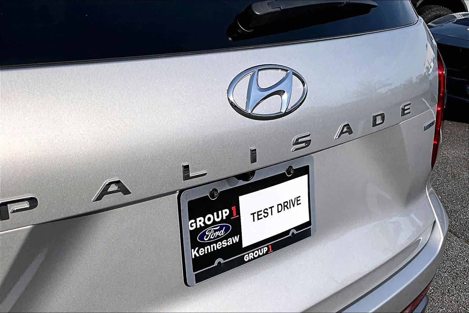 Used 2024 Hyundai Palisade Limited image 31