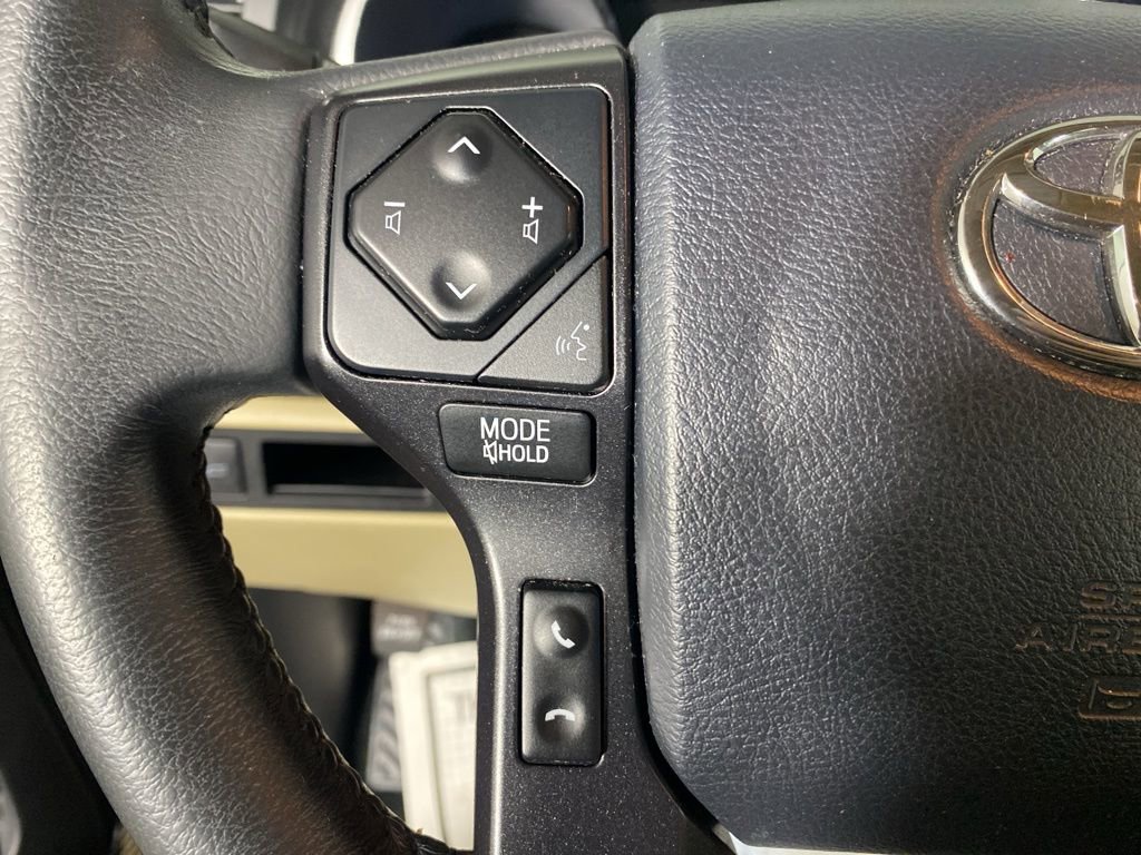 Used 2018 Toyota Sequoia Limited w/ Safety & Convenience Package AWD/4WD image 23
