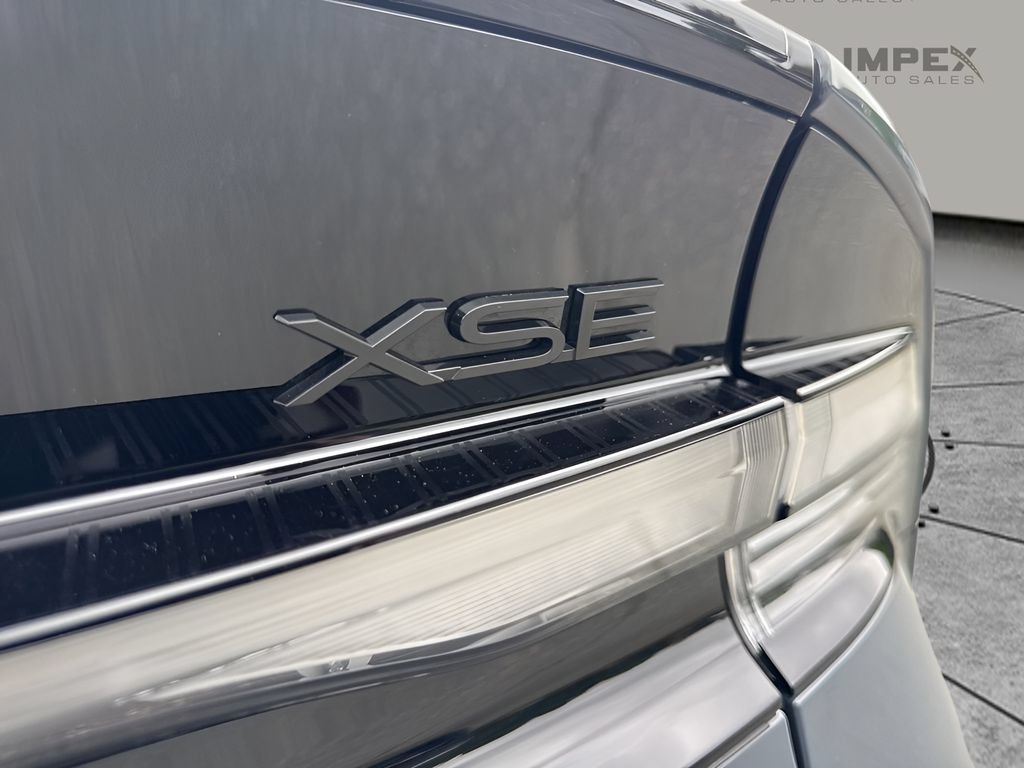 Used 2026 Toyota Prius Plug-In Hybrid FWD image 34