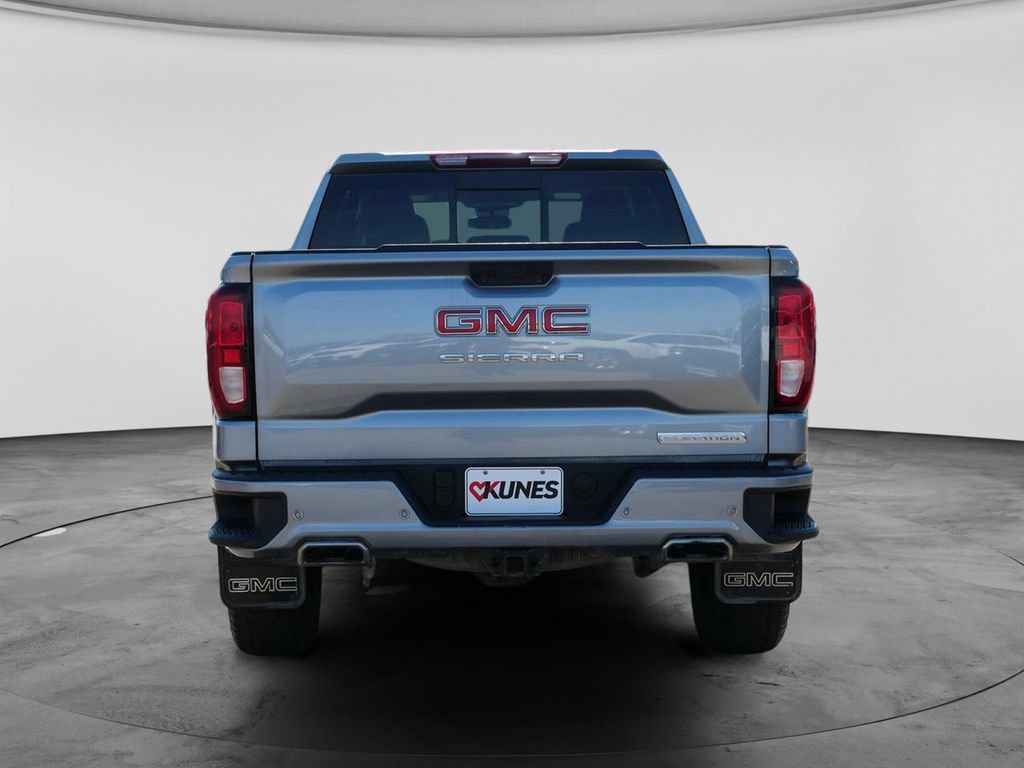 Used 2024 GMC Sierra 1500 Elevation w/ Elevation Premium Package AWD/4WD image 9