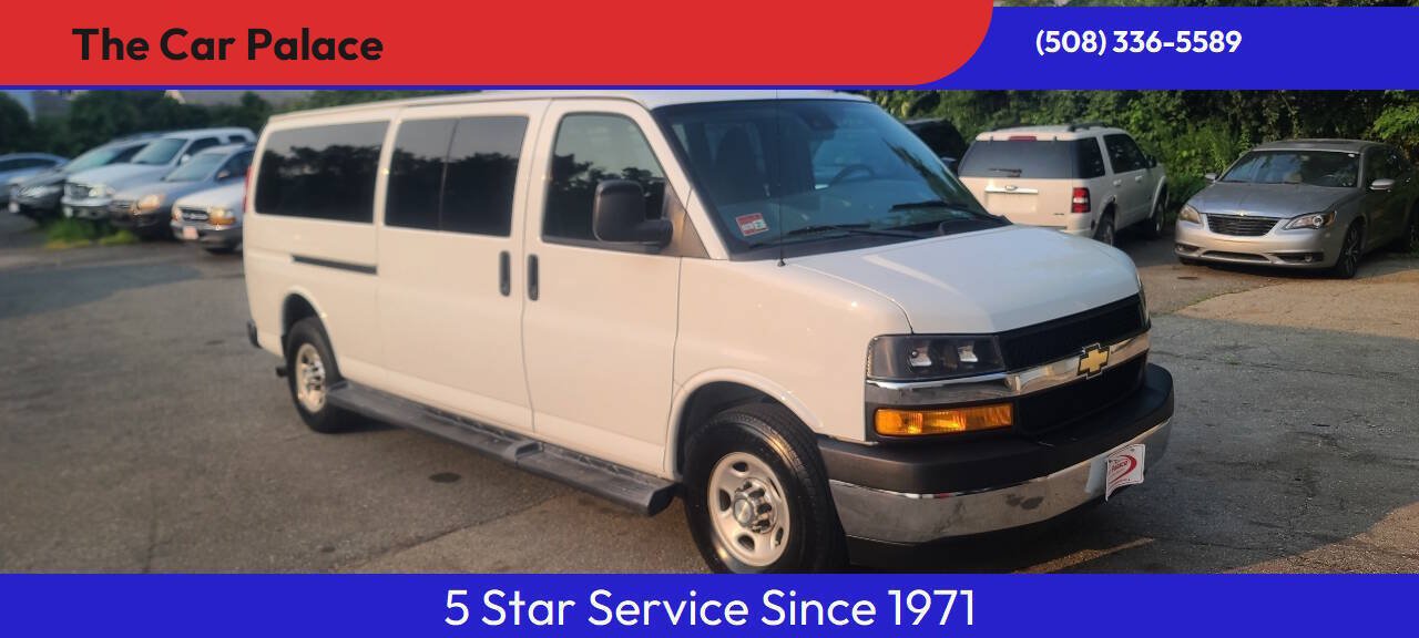 Used 2019 Chevrolet Express 3500 LT w/ LT Preferred Equipment Group RWD image 1