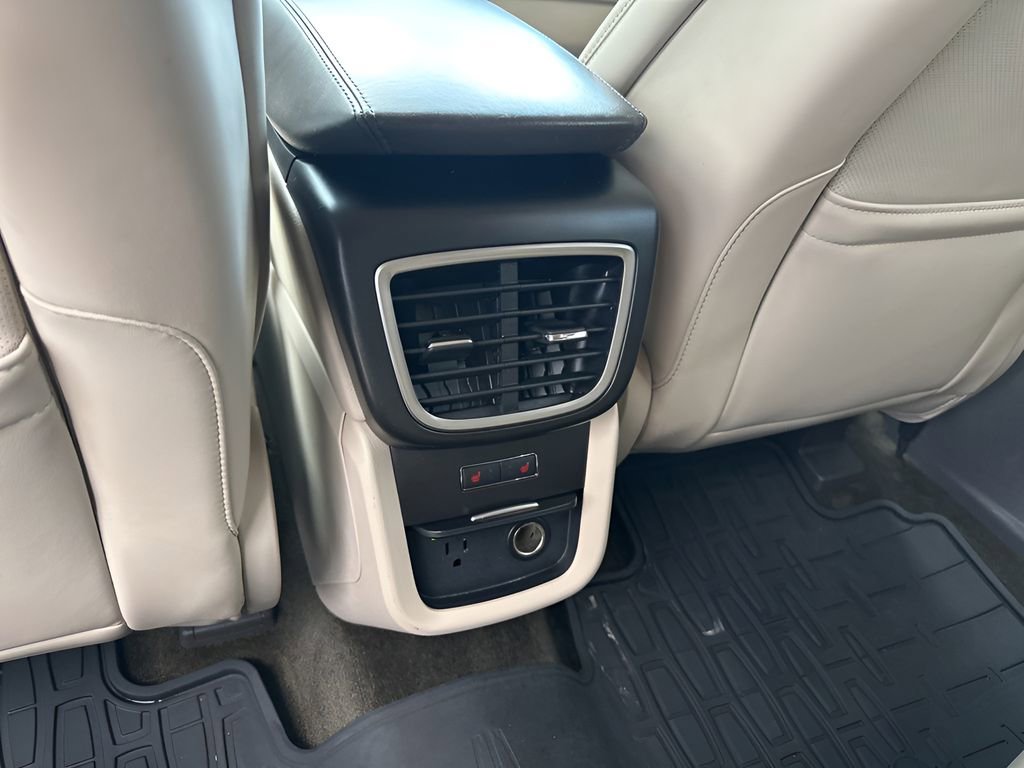 Used 2016 Lincoln MKX Reserve w/ Technology Package image 19