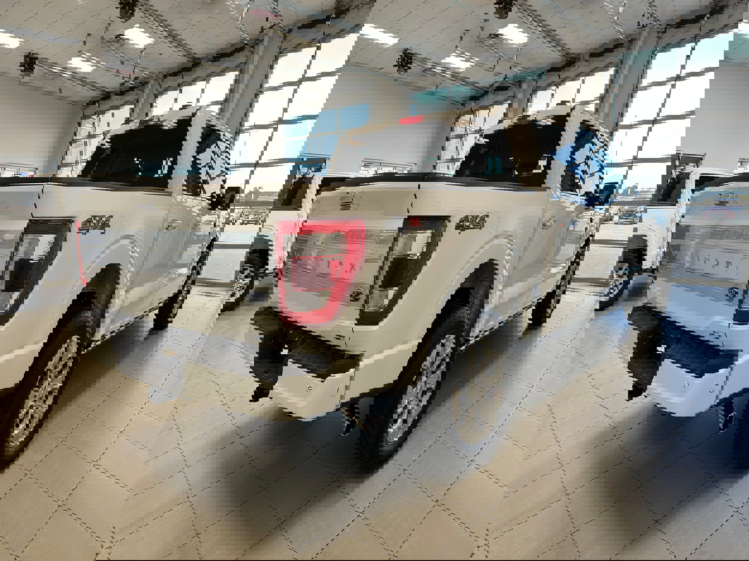 Used 2023 Ford F150 Platinum w/ Equipment Group 701A High image 5