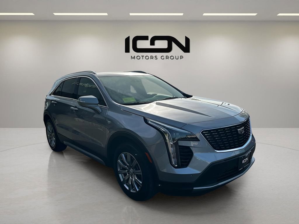 Used 2023 Cadillac XT4 Premium Luxury FWD image 8