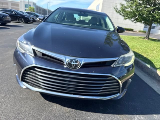 Used 2018 Toyota Avalon Limited FWD image 11