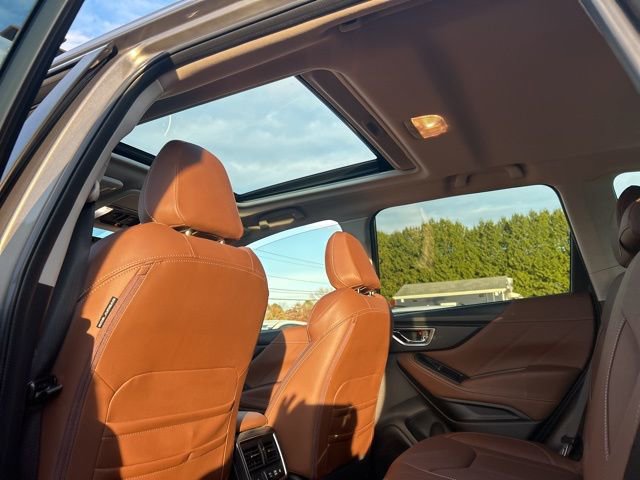 Used 2020 Subaru Forester Touring image 11