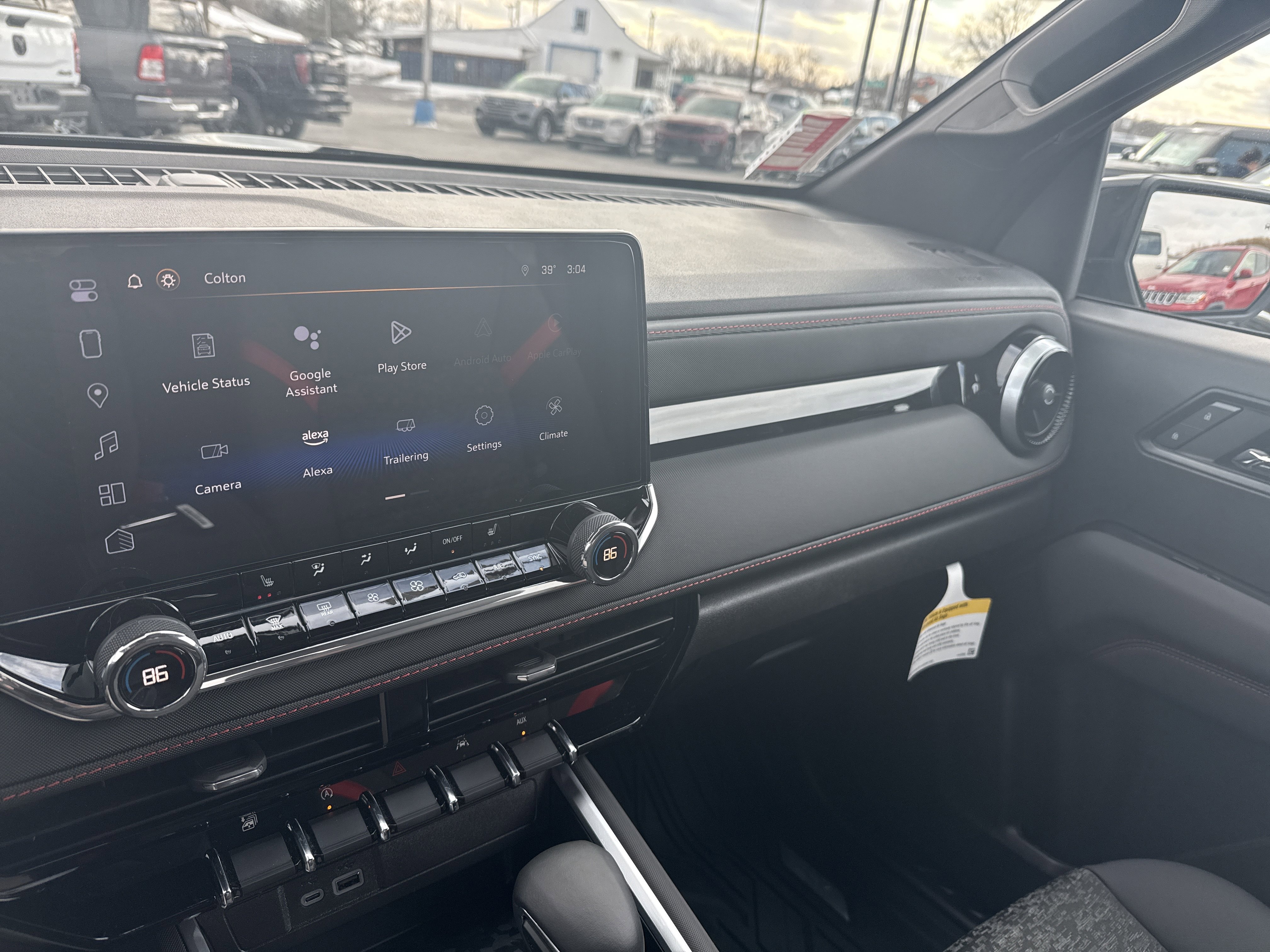 Used 2024 Chevrolet Colorado Z71 w/ Z71 Convenience Package 2 image 23