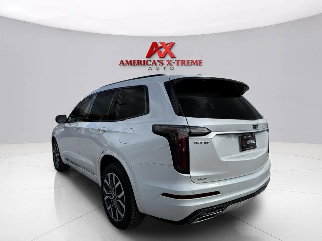 Used 2024 Cadillac XT6 Sport w/ Technology Package image 3