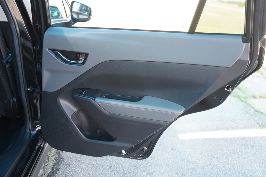 Used 2024 Subaru Crosstrek 2.5i Limited w/ Crosstrek Mirror Package AWD/4WD image 22