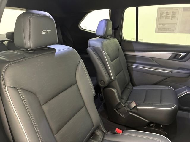 Certified 2025 Buick Enclave Sport Touring image 16