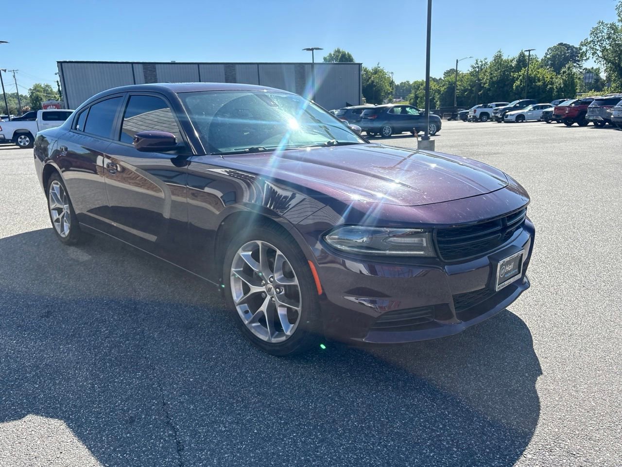 Used 2021 Dodge Charger SXT w/ Plus Group RWD image 8