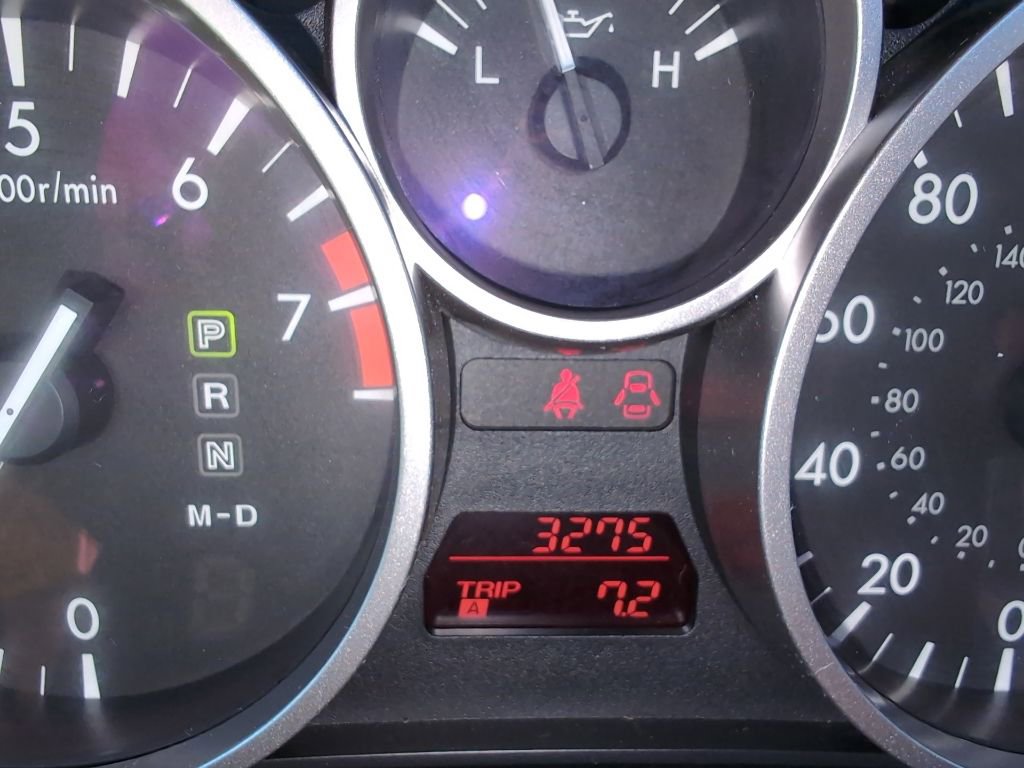 Used 2010 MAZDA MX-5 Miata Grand Touring w/ Premium Pkg RWD image 14