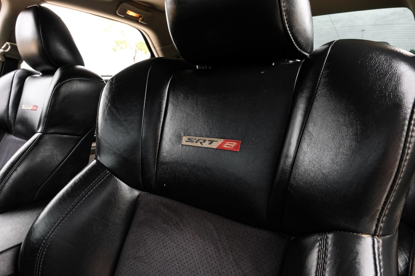 Used 2006 Chrysler 300 SRT8 w/ SRT Option Group II RWD image 30
