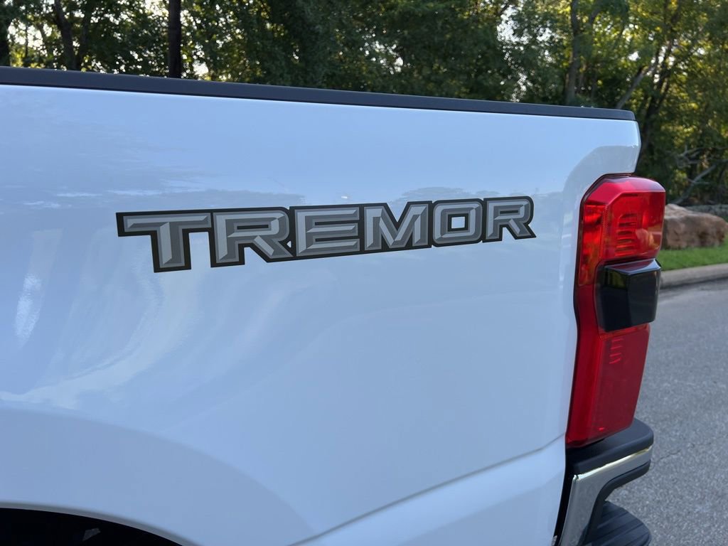 New 2026 Ford F250 Lariat w/ Tremor Off-Road Package image 43