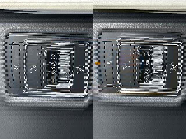 Used 2025 Lincoln Aviator Reserve w/ Equipment Group 201A image 18