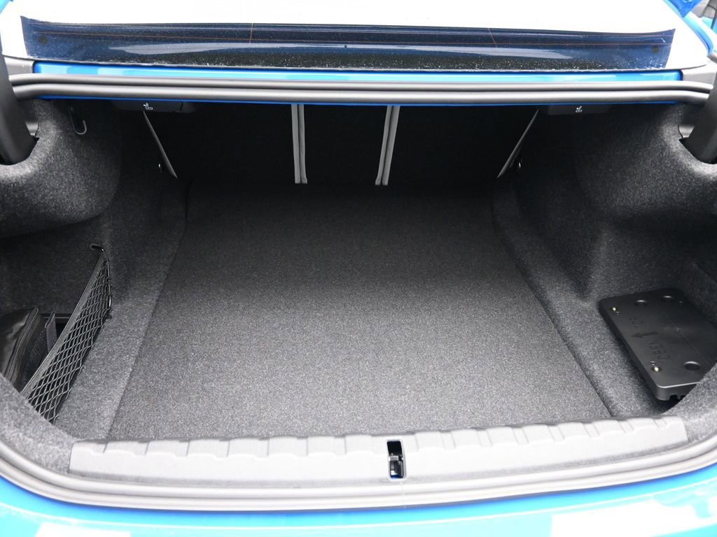 Used 2026 BMW M4 xDrive Competition image 30