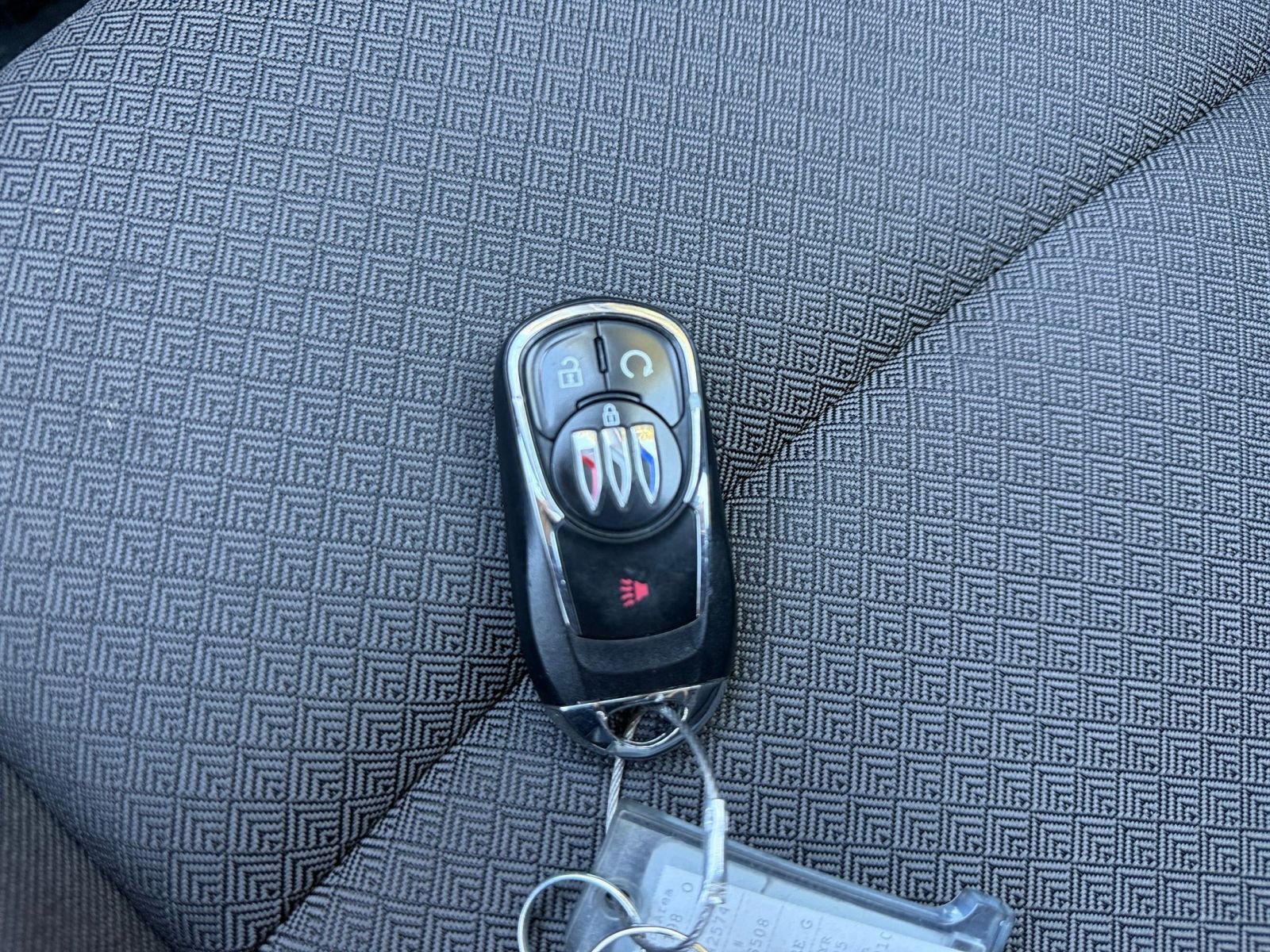 Used 2025 Buick Encore GX Preferred image 22