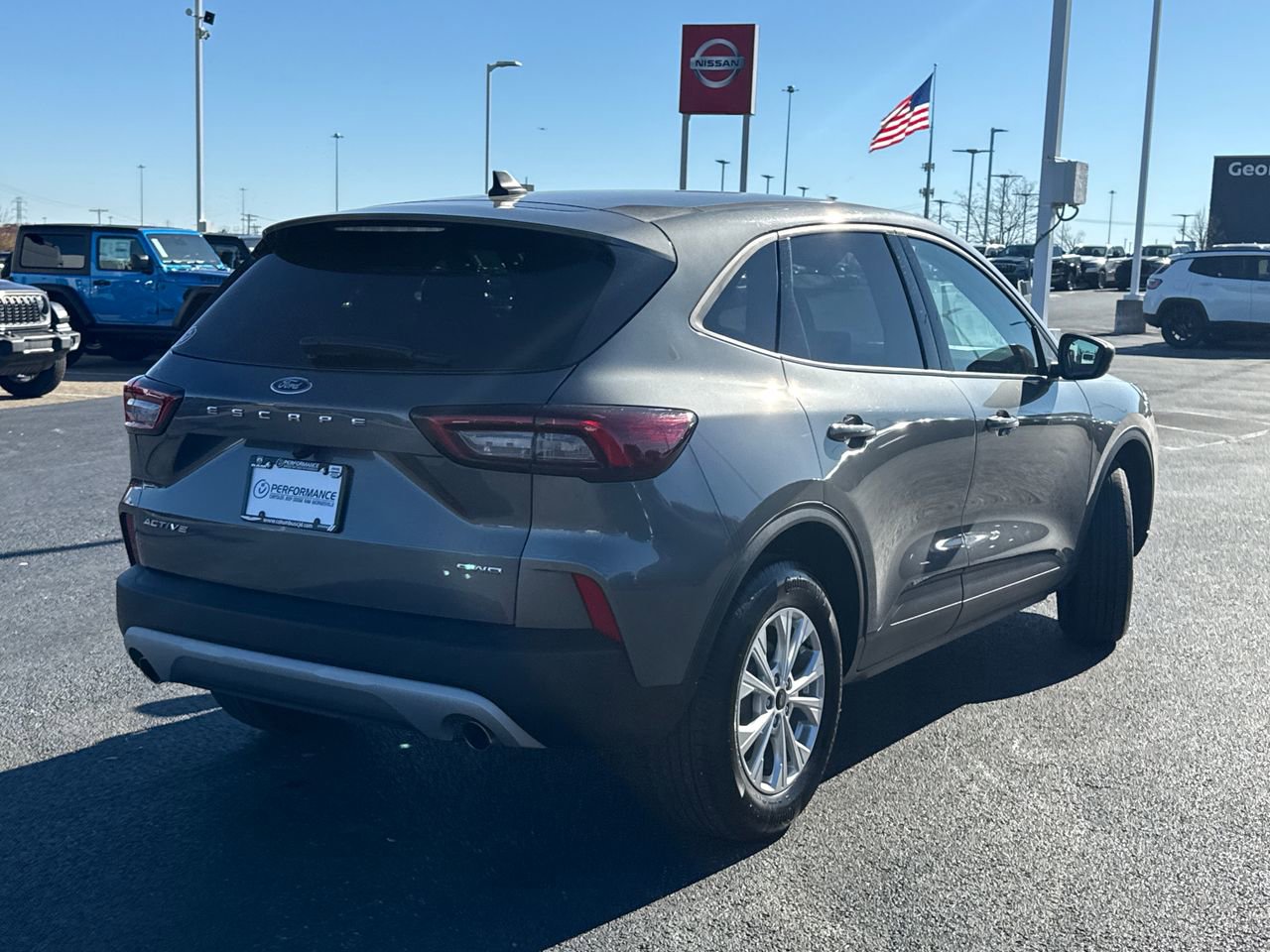 Used 2025 Ford Escape Active image 3