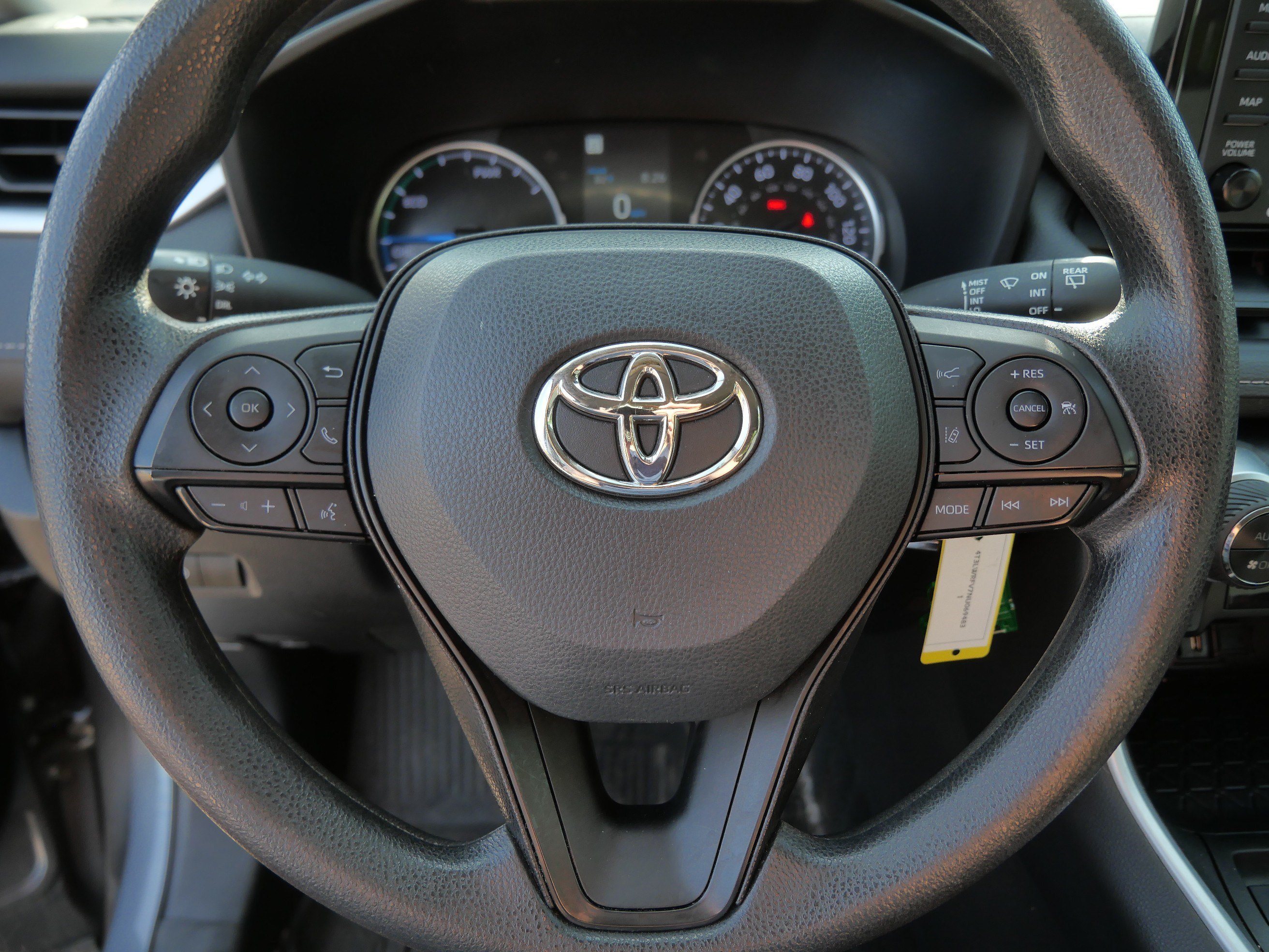 Certified 2022 Toyota RAV4 LE AWD/4WD image 26