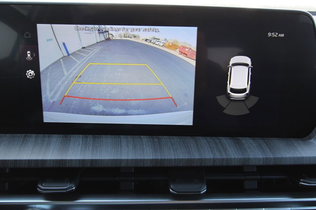 Used 2024 Kia Telluride EX w/ EX Captain's Chair Package image 13