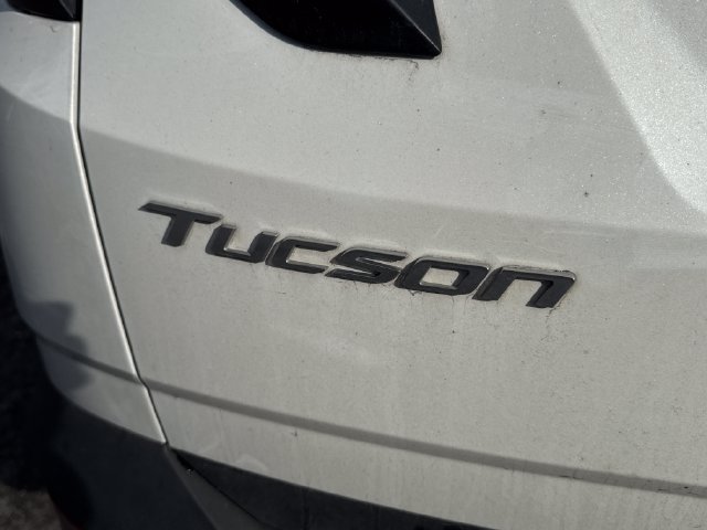 Used 2022 Hyundai Tucson Limited w/ Cargo Package AWD/4WD image 16