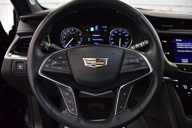 Used 2025 Cadillac XT5 Premium Luxury image 20