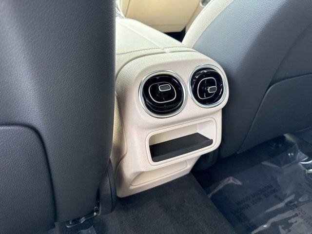 New 2026 Mercedes-Benz GLC 350e 4MATIC image 12