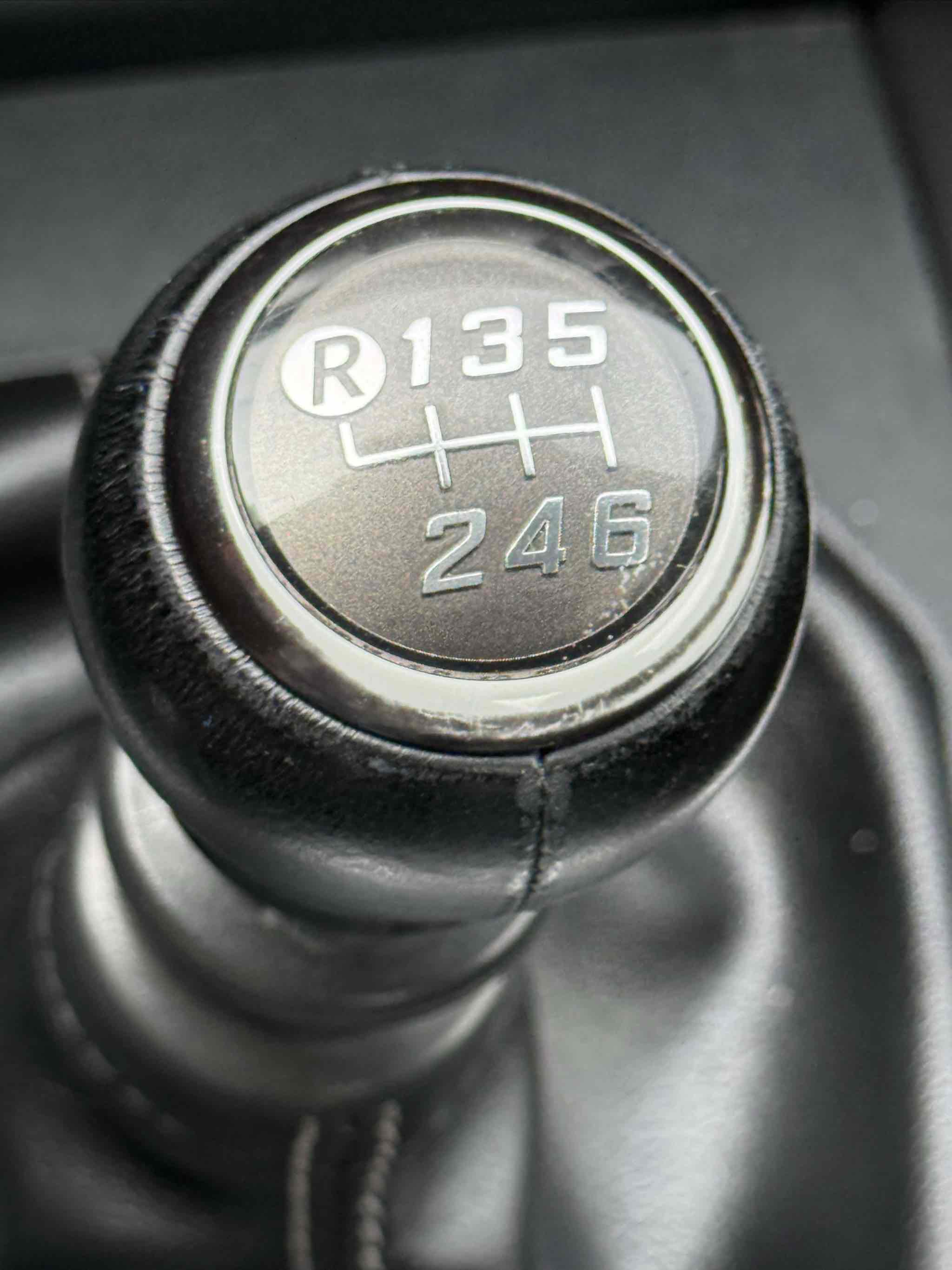 Used 2022 Toyota GR86 Premium RWD image 9