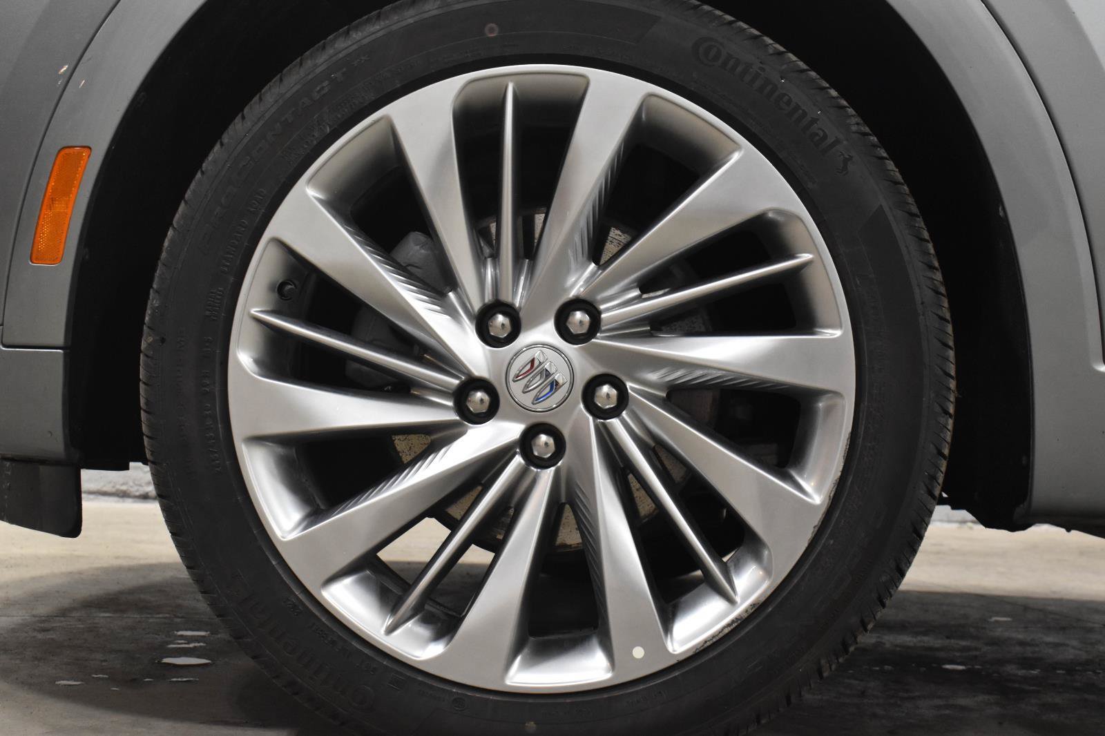 Used 2024 Buick Envision Avenir AWD/4WD image 35