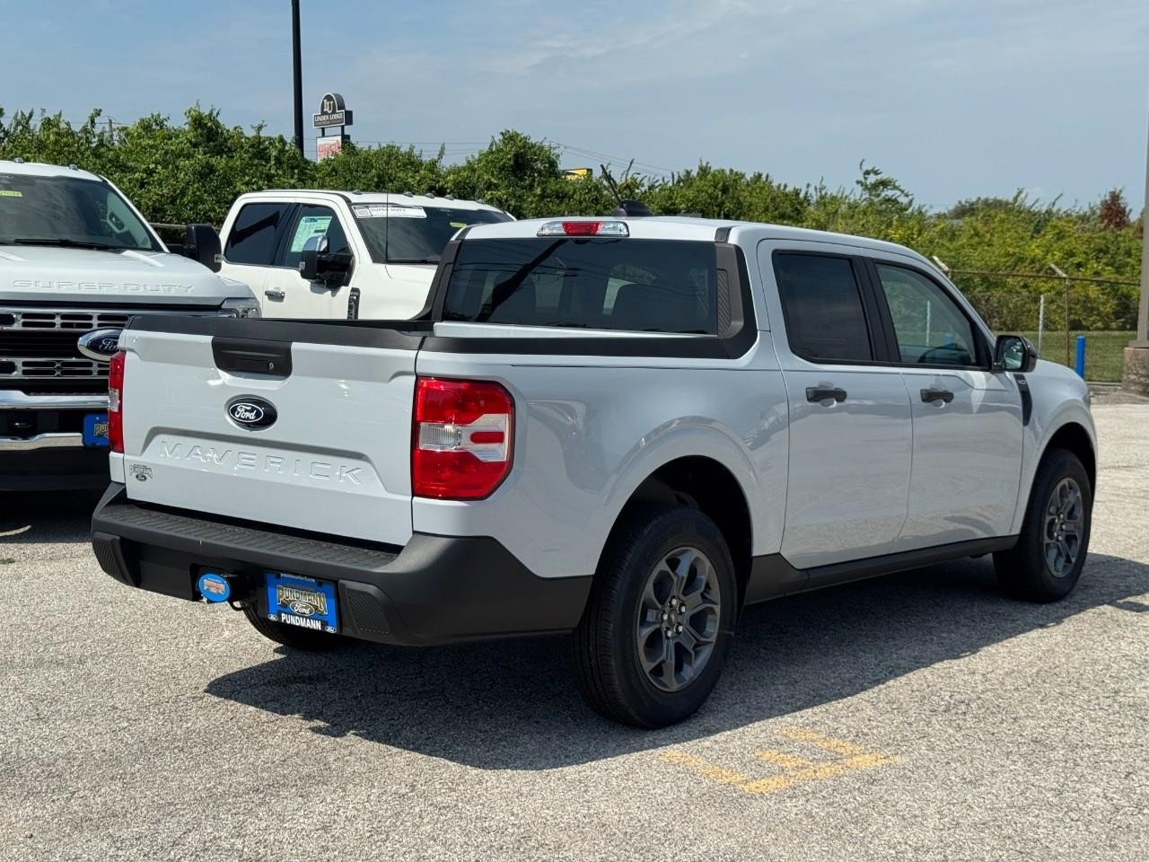 New 2025 Ford Maverick XLT w/ XLT Luxury Package image 3
