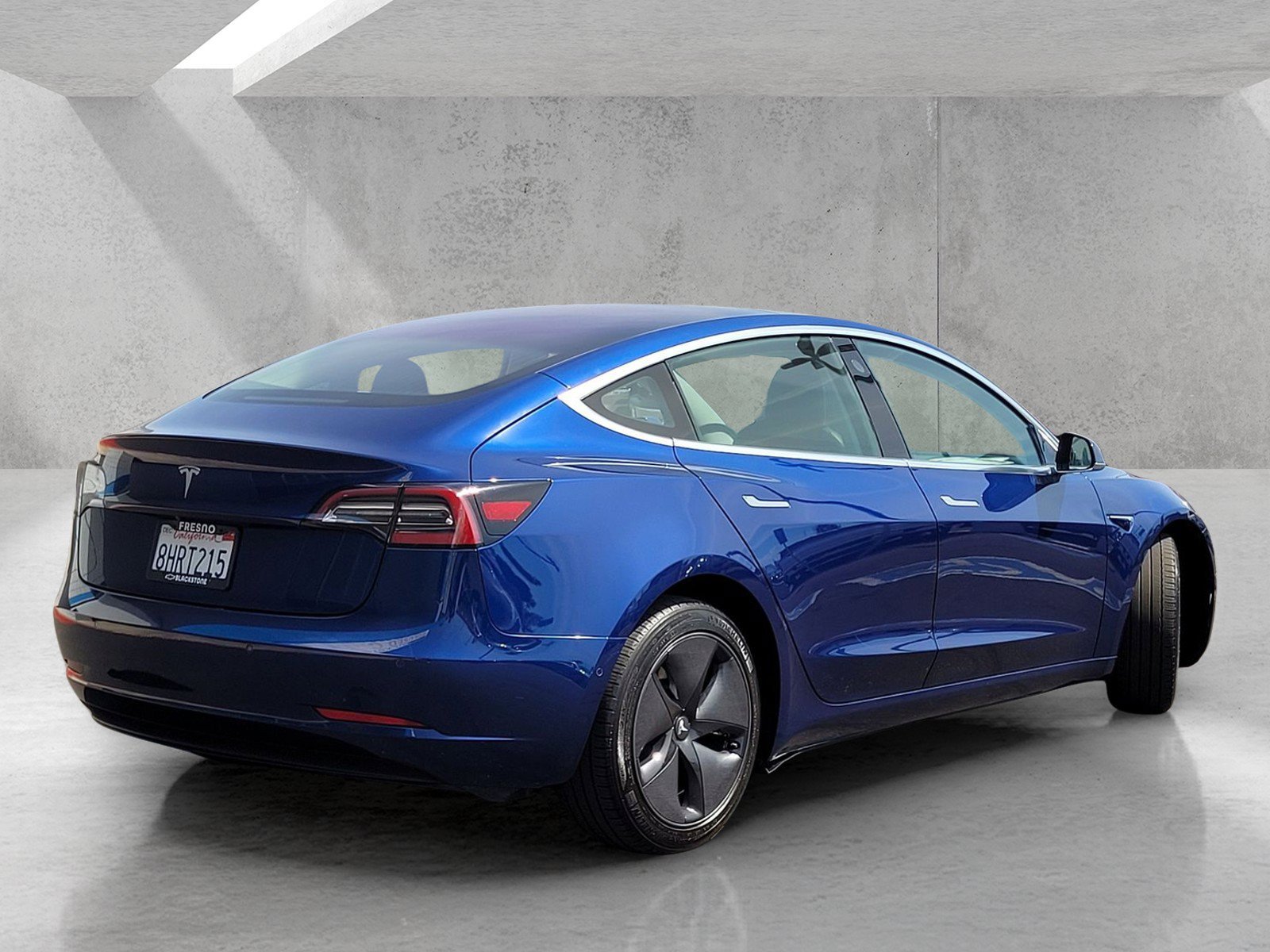 Used 2018 Tesla Model 3 Long Range RWD image 5