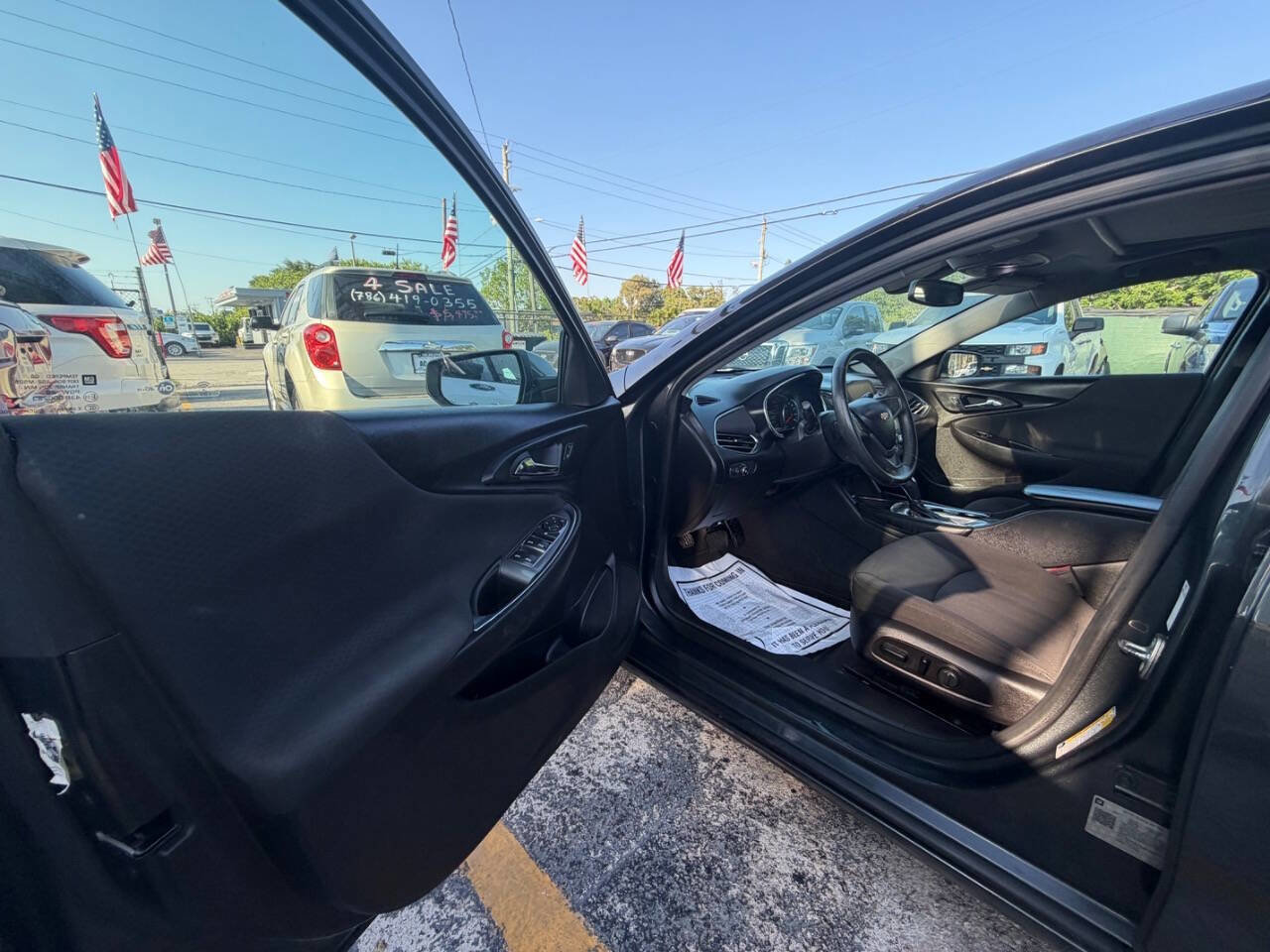 Used 2018 Chevrolet Malibu LT FWD image 8
