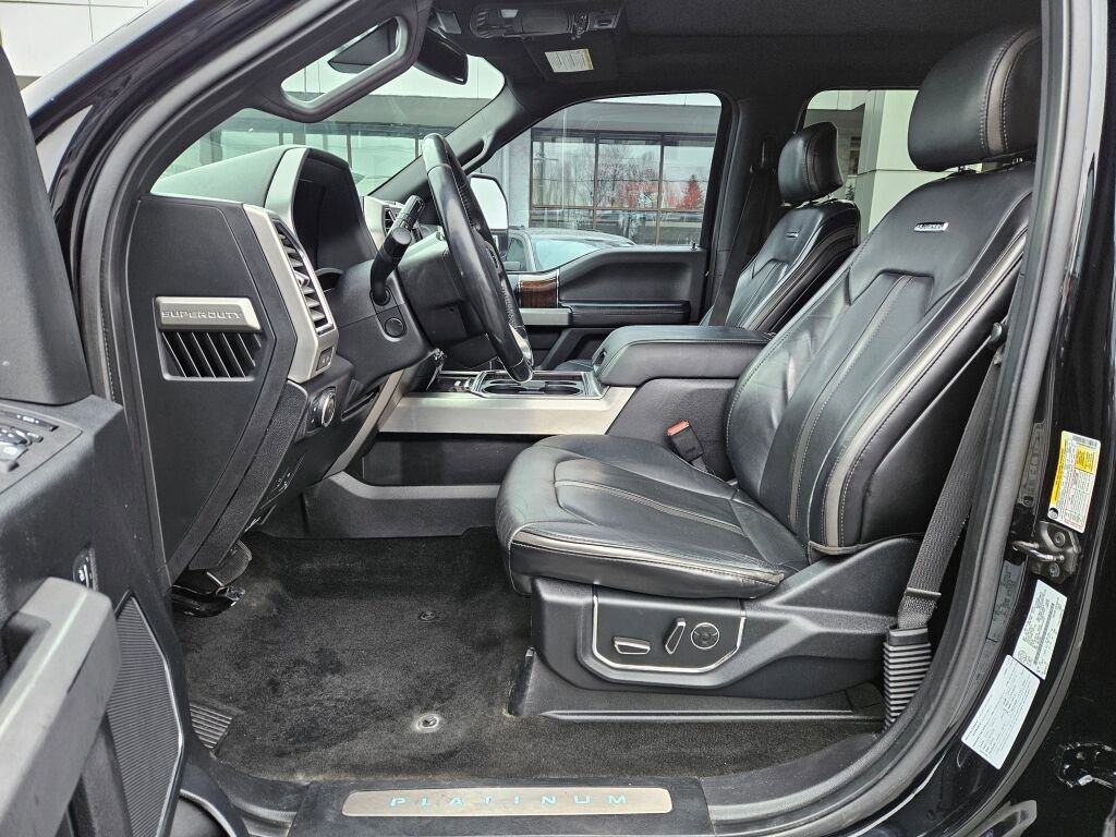 Used 2017 Ford F350 Platinum w/ Platinum Ultimate Package image 13