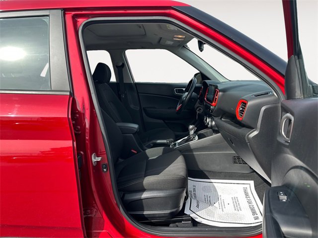 Used 2022 Hyundai Venue SEL image 15