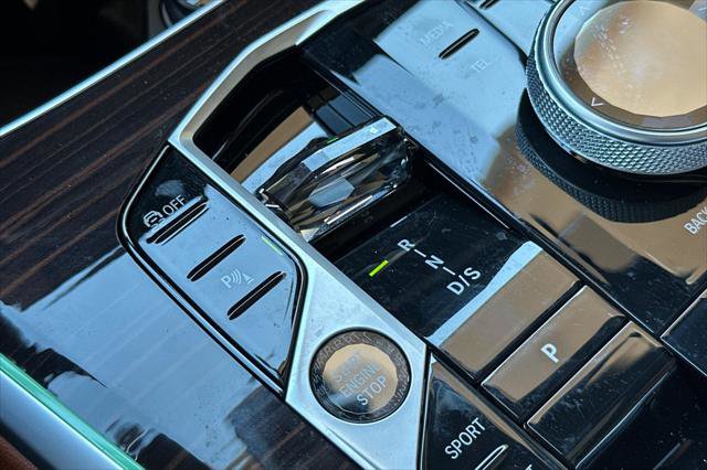 New 2026 BMW X5 M60i AWD/4WD image 21